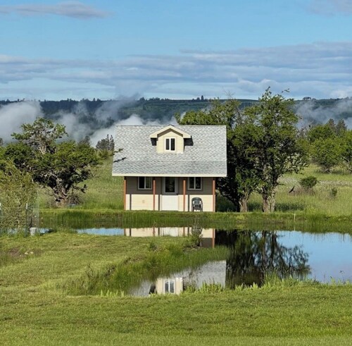 Cozy little pond-side cabin is located just outside of Kooskia