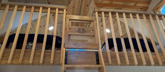 Cozy little pond-side cabin is located just outside of Kooskia