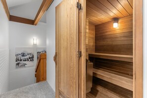 Sauna - Fitzsimmons A - Located in the Heart of Whistler Village, Private Sauna (Whistler)