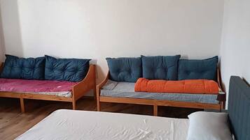 Habitación cuádruple | Wifi gratis