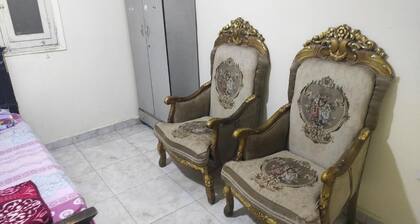 Number One Pyramids Inn