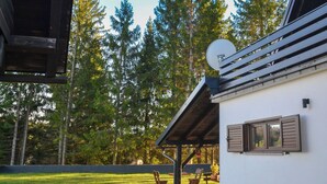 Outdoor dining - Makov Hrib by Interhome (Čabar)