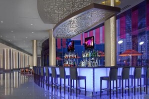 Bar (en la propiedad)