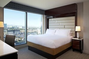 1 bedroom, iron/ironing board, WiFi, bed sheets - F1 view Elara Junior Suite (Las Vegas)