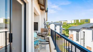 Apartment (1 Bedroom) | Interior