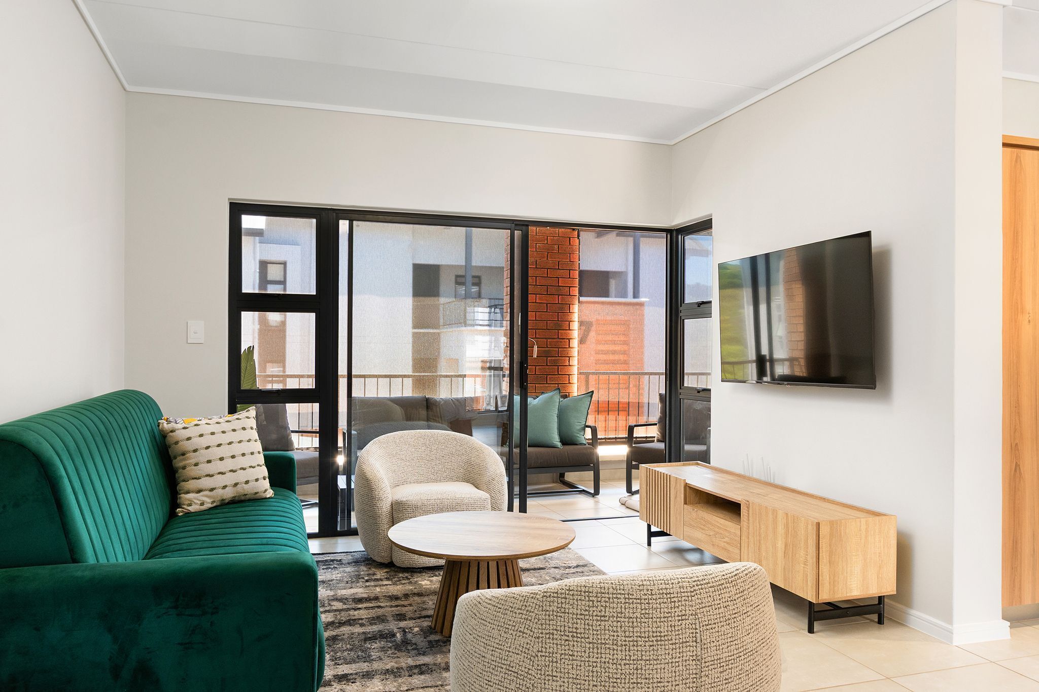 Apartment (3 Bedrooms) | Front of property