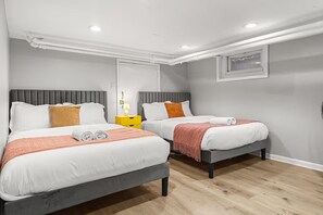 4 quartos, ferros/tábuas de passar roupa, Wi-Fi, roupa de cama