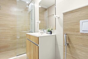 2 bedrooms, Internet - Silkhaus Exclusive 2bdr Oasis Masdar City (Abu Dhabi)