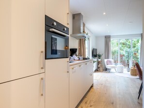 Fridge, dishwasher, coffee/tea maker - Luxury forest stay with covered terrace and BBQ (Hattemerbroek)