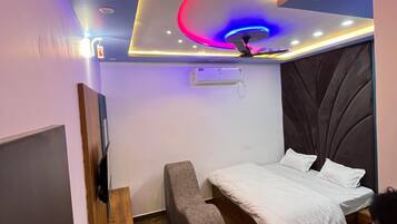 Deluxe Double Room, City View