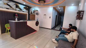 Lobby - Sky Hotel (Lucknow)