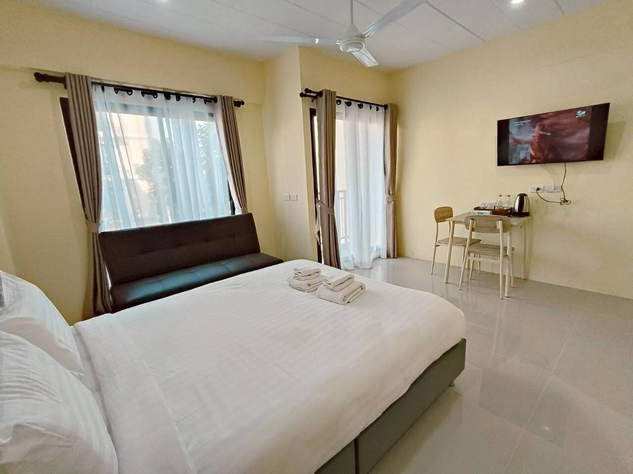 Room, 1 Double Bed, Valley View