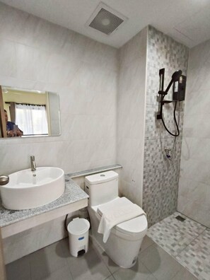 Room, 1 Double Bed, Valley View | Bathroom - The Castle Khao Yai Hotel (Pak Chong)