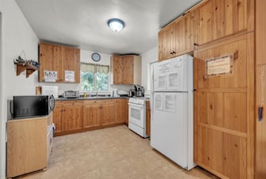 Microwave, oven, stovetop