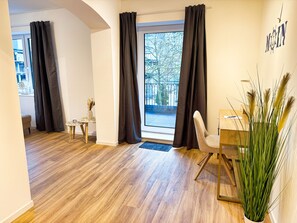 Interior - Master's Bridge - Stylish, large balcony, close to the dike, 2 parking spaces, 2 WCs (Bremerhaven)