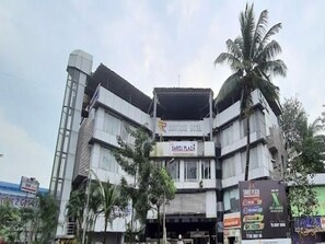 House | Exterior - Collection O Lodha Experia Mall Dombiwali (Kalyan)