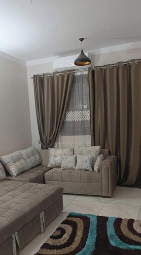 2-bedroom apartment in tranquil Luxor with AC 15 walk to karnak temple