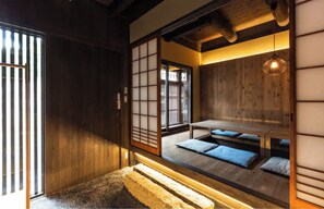 Dining - A very special tea house: Ochaya Hasu (Kyoto)