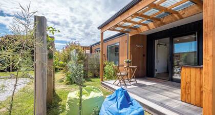 Pohara Beach Escape - Pukeko Studio