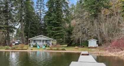 Lower Twin Lakes - Classic Lakefront Cabin