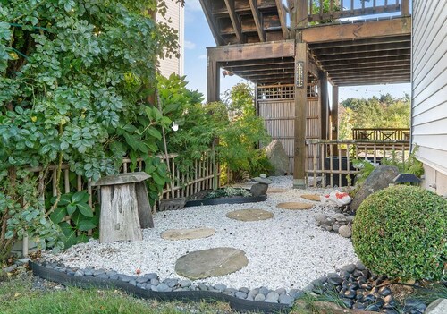 Lovely Beach Side Cottage in Wells Maine