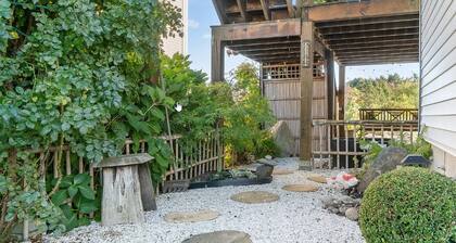 Lovely Beach Side Cottage in Wells Maine