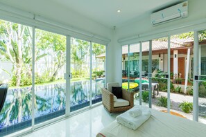 Interior - Peaceful 3 Bedroom Pool Villa 15 mins to the Beach (Tambon Thep Krasatti)