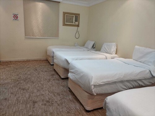 Honey Apartments And Rooms