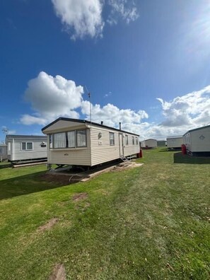 Exterior - Singh&Leite Family L6 (Clacton-on-Sea)