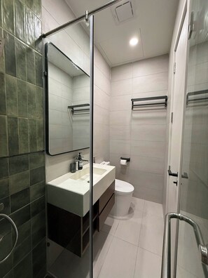 Nicht klassifiziertes Bild, 2 von 16, Schaltfläche