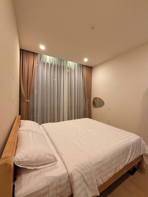 Immagine non classificata, 5 di 16, pulsante