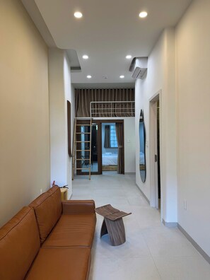 Nicht klassifiziertes Bild, 5 von 16, Schaltfläche