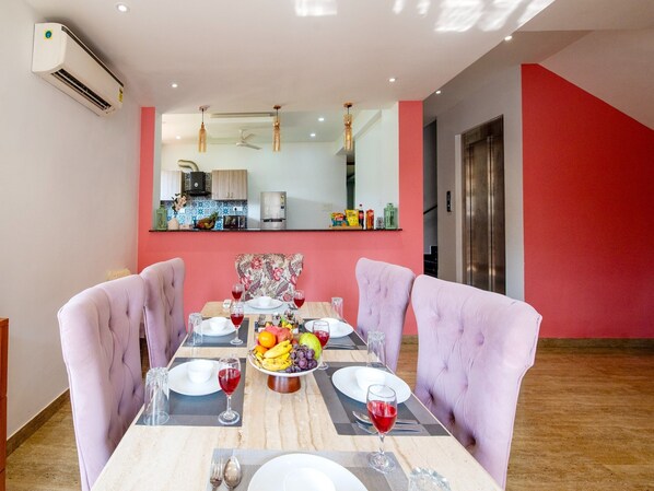 House | Dining - Villa Antalya by Dancenter (Calangute)