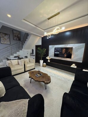 Nicht klassifiziertes Bild, 3 von 31, Schaltfläche