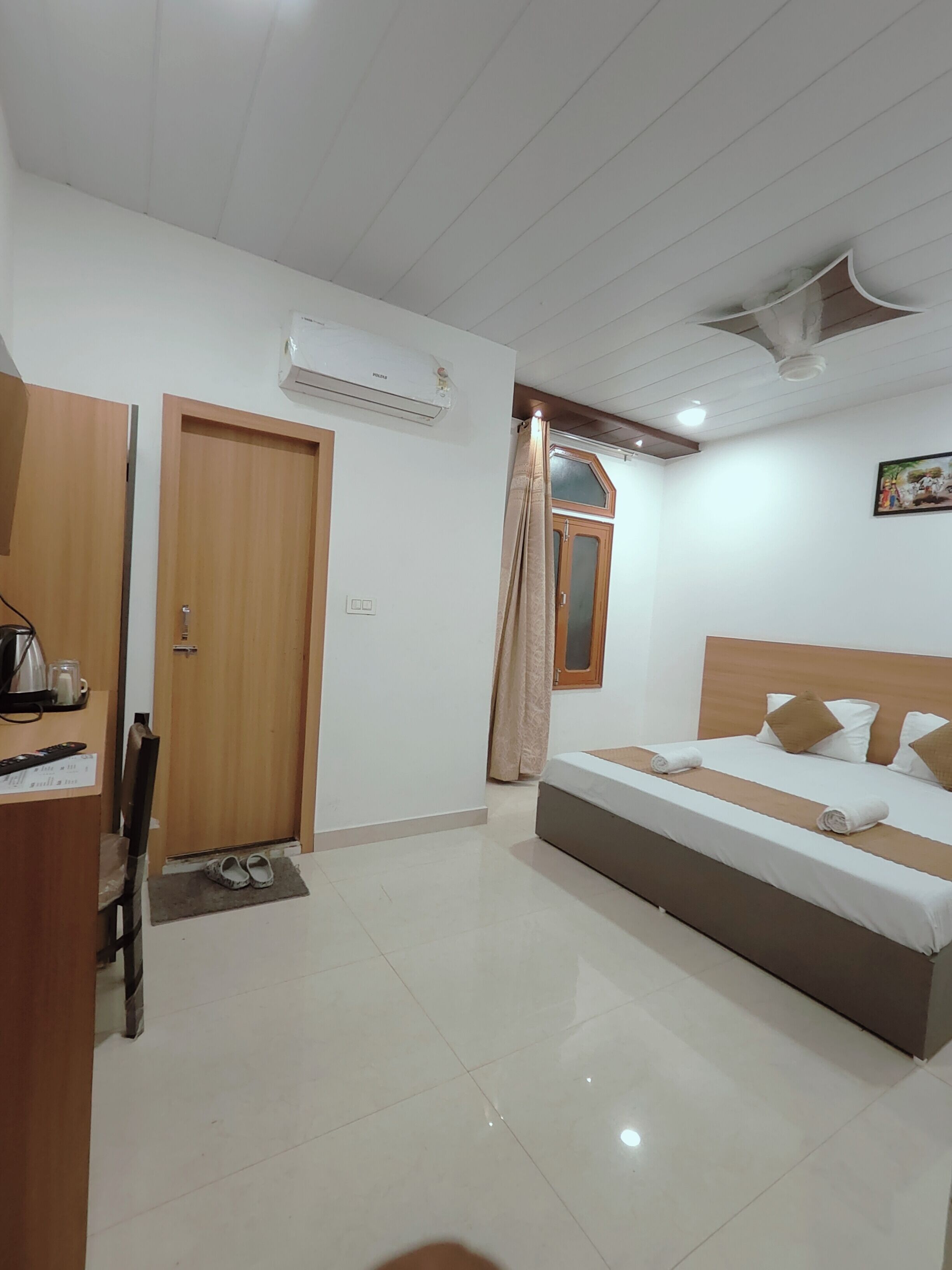 Kamar Triple Deluks, pemandangan kota | Setrika/meja setrika dan Wi-Fi gratis