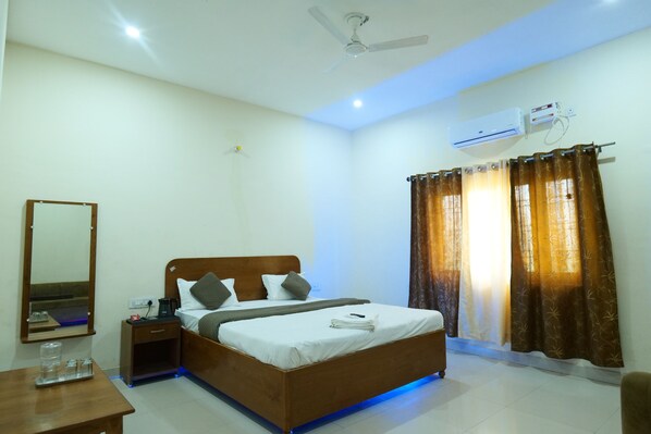 Imagen sin descripción, 1 de 16, botón