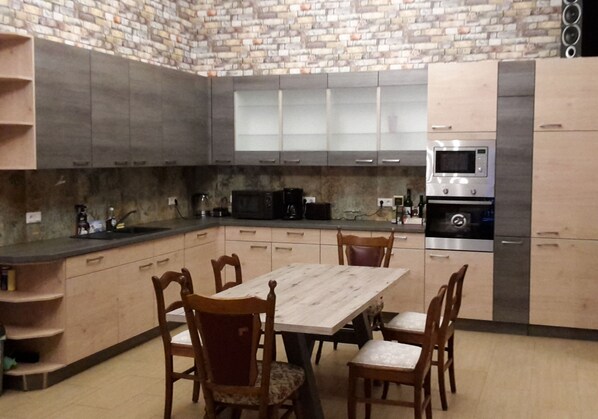 Ảnh chưa phân loại, 1 trong số 11 ảnh, nút