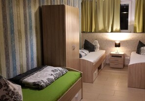 Nicht klassifiziertes Bild, 2 von 11, Schaltfläche