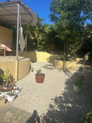 Terrace/patio - Cozy 1-bedroom studio with AC in amazing Sosúa (Sosúa)