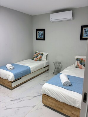 2 chambres, accès Internet, draps fournis