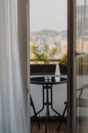 아파트, 침실 3개, 발코니 | 발코니