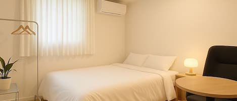 Basic Double Room | Laptop workspace, free WiFi