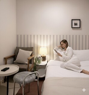 Romantic Double Room | Laptop workspace, free WiFi - Yellow stay (Bucheon)