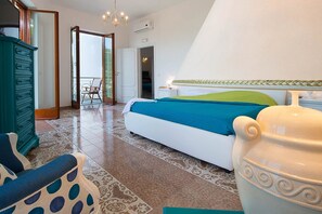 4 bedrooms, iron/ironing board, travel cot, free WiFi - Villa Sam with pool and sea view - My Rental Homes (Piano Di Sorrento)