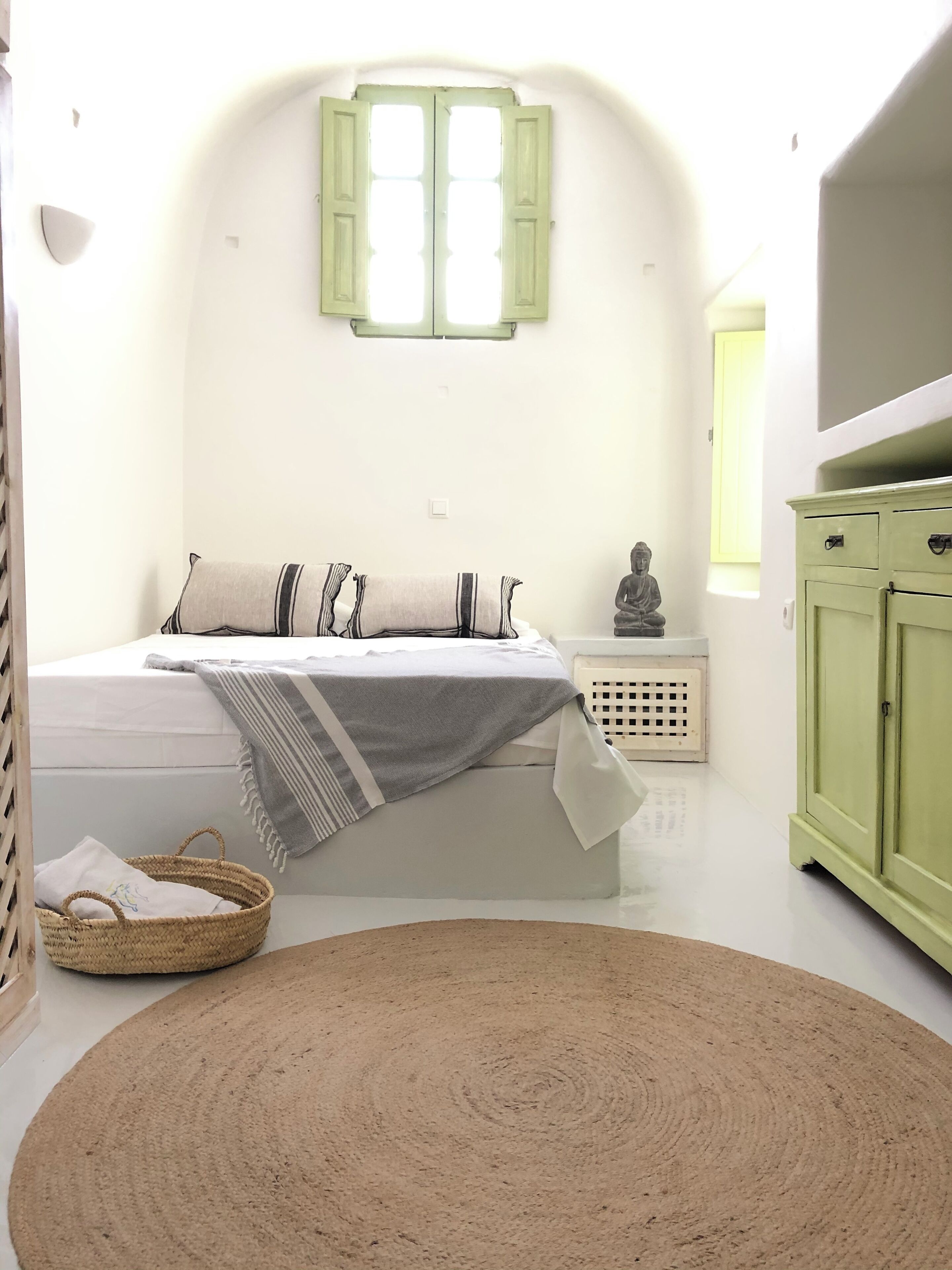 Traditional House, Courtyard View | In-room safe, blackout curtains, soundproofing, iron/ironing board