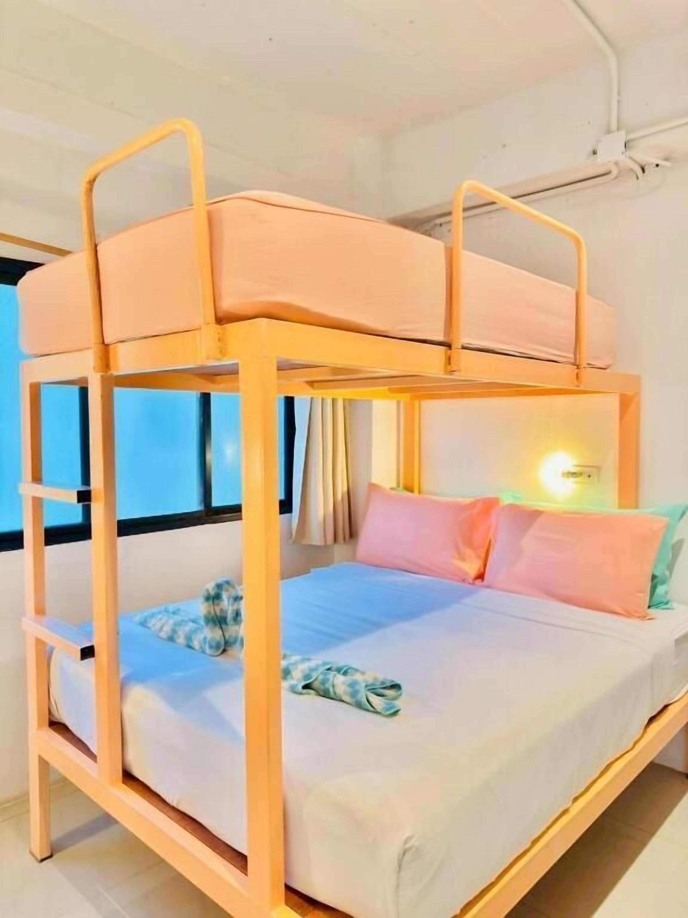 Seprai katun Mesir, seprai premium, selimut bulu angsa, dan busa memori