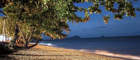 Sun-loungers, beach towels