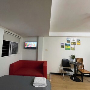 Gambar tidak terklasifikasi, 4 dari 10, tombol