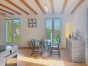 Fridge, microwave, oven, dishwasher - La Bétaudière by Interhome (Ile d'Oléron)