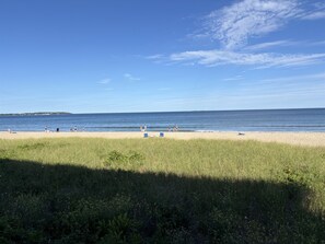 Beach - Oceanfront Condo sleeps 4 (Old Orchard Beach)